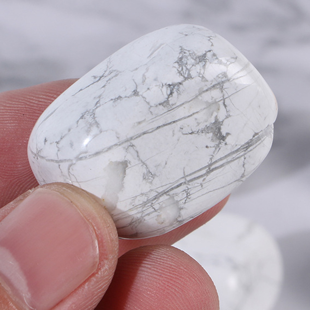 Natural White Howlite Turquois - огляд і ціна Aquarium Sand White